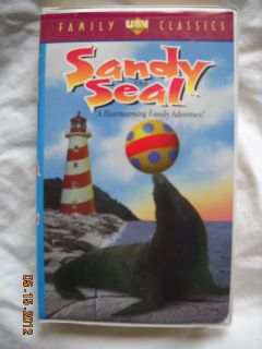 SANDY THE SEAL (VHS,1991,UAV GOLD,CLAMSHELL​) TAPE MINT CASE GOOD