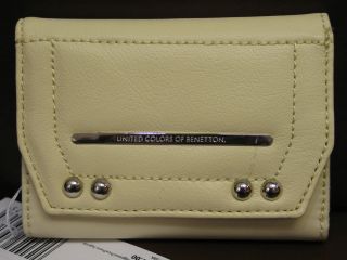 NEW BOXED UNITED COLORS OF BENETTON GARBO CREAM SMALL WALLET