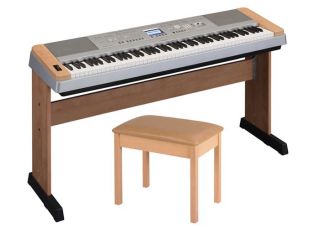 Yamaha DGX 640 88 Key Digital Piano with WB2 Padded Bench   Cherry 