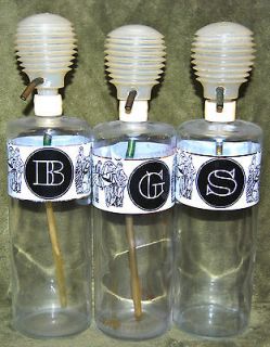 LIQUOR BOTTLES DECANTER SPRITZER GLASS WITH PUMP VINTAGE SET OF 3 WITH 