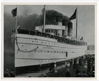 great lakes steamship in Transportation
