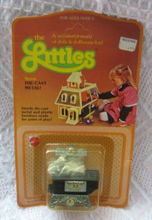 Mattel Littles dollhouse in Dolls & Bears