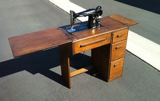 1940s SINGER SEWING MACHINE 201 2 w/ CABINET & extras attachments. EX 