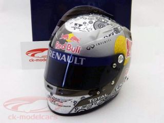 Sebastian Vettel Red Bull Formel 1 Weltmeister 2010 helmet 12 