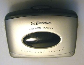 portable cassette player emerson ew71 works time left $ 6