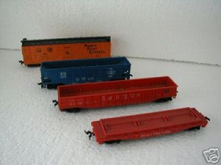 ho set of 4 train cars great n burlington pacific