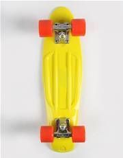   Cruiser in yellow    Plastic complete skateboard 23 long 6 wide