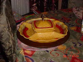 CALIFORNIA POTTERY YELLOW/RED LAZY SUSAN SERVING PIECE WOOD BASE CIRCA 