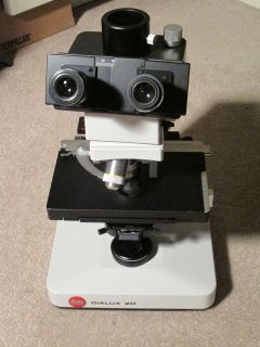 Leitz Wild Dialux 20 Microscope With 2 Objectives