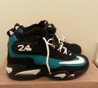 nike air griffey max 1  quick look