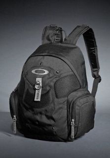 new oakley ripcord backpack black $ 49 99