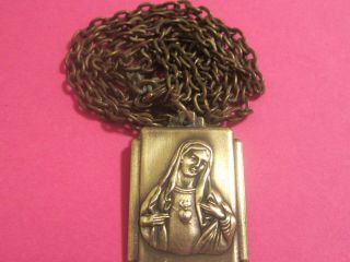 VINTAGE ANTIQUE RELIGIOUS MEDAL BRASS SACRED HEART OF MARY WITH BRASS 