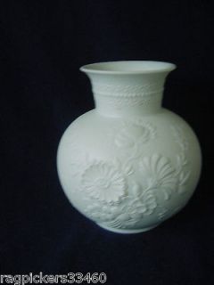 Vintage Kaiser Germany White Matte Flower Porcelain Vase 7
