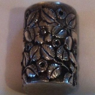 Sterling Silver Vinaigrette Sewing Thread Barrel Thimble Case Chased 