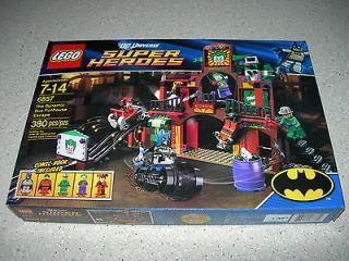 SEALED LEGO DC Universe Super Heroes THE DYNAMIC DUO FUNHOUSE ESCAPE 