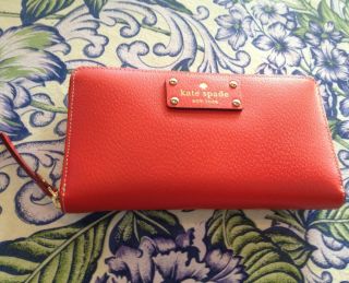 Kate Spade Red Neda Wellesley Clutch Wallet NWT $198 List, Gift Box