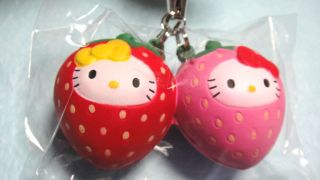 Hello Kitty Twin Strawberry SQUISHY strap mascot phone food fruits 