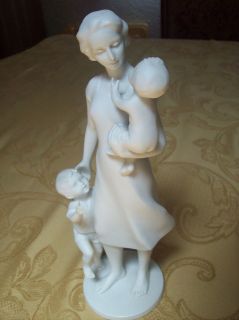 kaiser porcelain figurine w germany 438  215