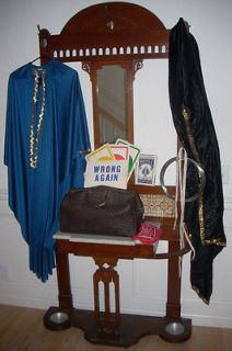   Magicians Bag / Valise & Vintage Linking Rings Robe Table Cover & More