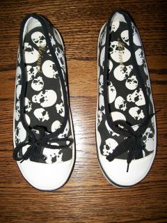 Meimei Canvas Casual Slip on Sneakers with White on Black Skull Design 