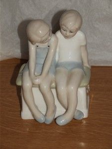 Lovely Royal Doulton Child Reflections Figurine Good Pals HN3132 1st 