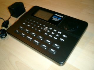 Alesis SR 16 Stereo Drum Machine Absolute Mint with Power Adapter 