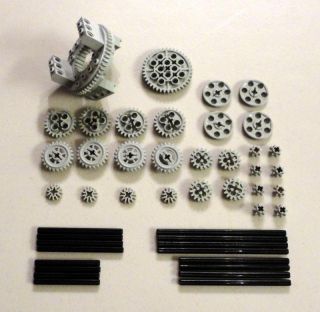 LEGO TECHNIC LARGE 46 PC LOT GEARS AXLES MINDSTORM NXT ROBOT