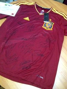 2012 Euro Champions Spain signed home soccer jersey with COA.
