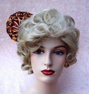 PRETTY VINTAGE FAUX TORTOISESHELL FAN SHAPED HAIR COMB WITH 