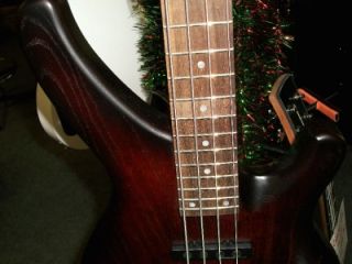 Cort Arona 4 Four String Bass Active Desonic by Deiano Pickups 