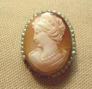 Art Deco Carved Shell Cameo Lady with Mantilla