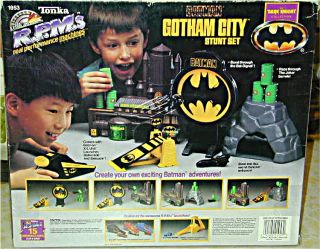 Vintage Batman Batmobile Gotham City Playset Tonka RPM Batcave Stunt 