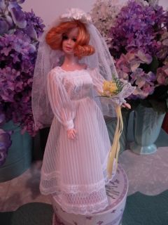 Vintage Barbie SUPERSTAR Here Comes Bride Incl. Wedding Gown Veil 
