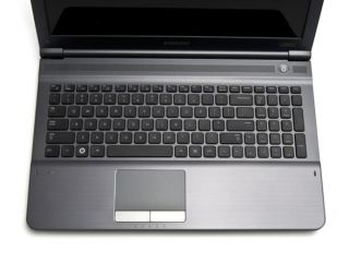 Samsung 15.3” Quad Core i7 Laptop with WiDi, WiMAX, Blu ray & HD LED 