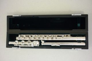 Altus Azumi Flute AZ2000RB in Case