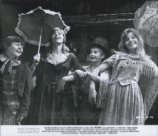   Photo Oliver! stars Ron Moody Oliver Reed Harry Secombe Mark Lester