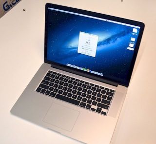 Apple MacBook Pro 15 4 Retina Display i7 2 3GHz 8GB 256GB SSD Office 
