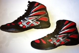 GRAB THESE POPULAR ASICS WRESTLING SHOES BEFORE THEY ARE GONE