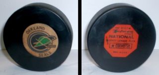 Vintage 1960 70s Oakland Seals Art Ross Official Converse NHL Game 