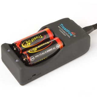   7V Rechargeable Batteries Mltifunctional 26650 Battery Charger