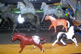 mixed lot 14 plush hard plastic toy horses ponies safari mustang 