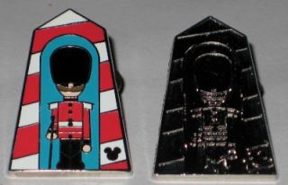 Royal Guard Beefeater UK United Kingdom Chaser Hidden Mickey 2011 