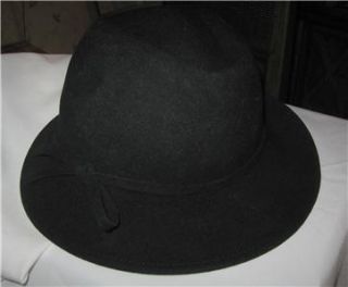 NWT Betmar Black Wool Fedora Hat with Attached Scarf Style #5923