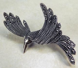 Vintage Marcasite 925 STERLING Flying Hummingbird Pin Bird Brooch