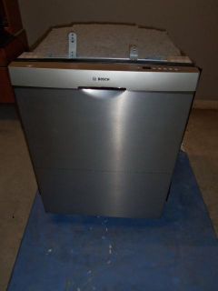 Bosch 500 Series Dishwasher SHE55R55UC Scuff on The Top