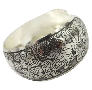   Embossed Design Adjustable Cuff Bracelet Fashion Jewelry India