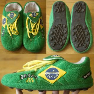 SLOFFIE Soccer Slippers Brazil   Green   US sz S Euro sz 36 38