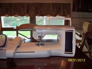 Brother Duetta 4500D Sewing Embroidery Machine Includes 2 Design Packs 