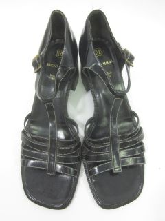 Bruno Magli Black Leather Open Toe T Strap Sandals 10
