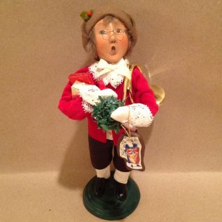 The Byers Choice The Carolers Victorian Shopper 2004